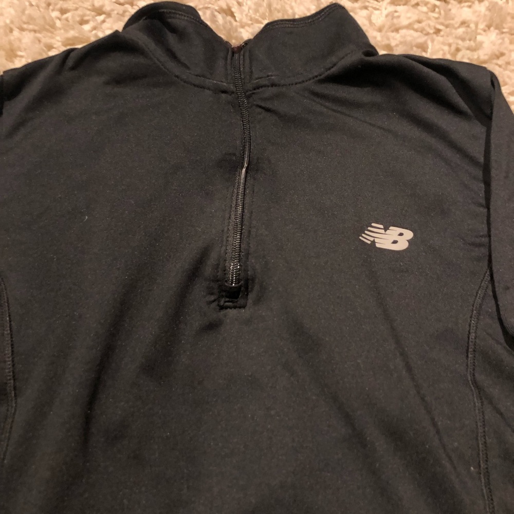 New Balance pullover - Picture 2 of 3